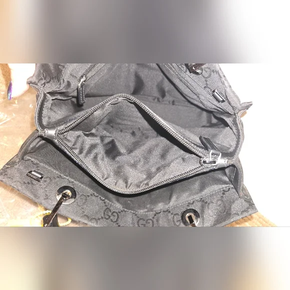 Gucci Bamboo Top Handle Tote โ Black GG Canvas โ Rare & Iconic - Picture 10 of 12